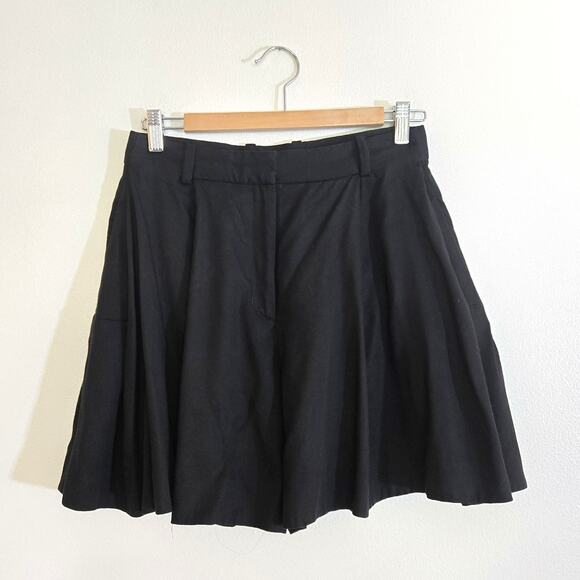 COS Black Pleated Dress Shorts Size 6 100% Lyocell - Picture 1 of 8